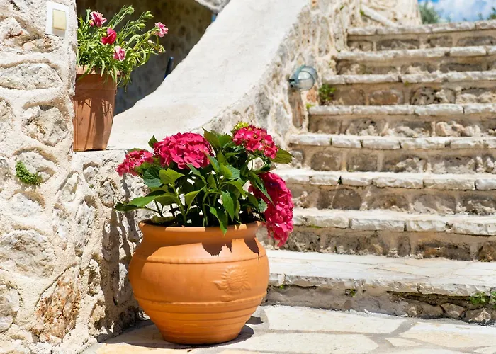 Appartamento Gkountis Stone 3 *